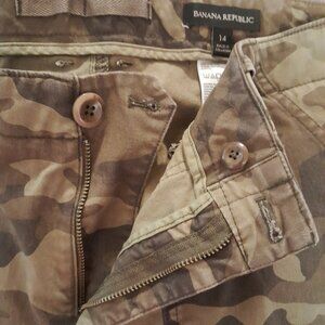Banana Republic Camo Pants Elastic Ankle w/ Zippers Women's Size 14